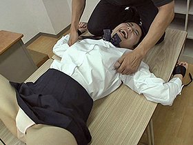 過激なクスグリ 気が狂う拷問　サンプル画像09